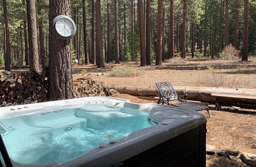 South Lake Tahoe Cabin | Classic Tahoe charm on National Forest. Close to Heavenly, hot tub/dog friendly