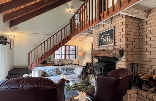 South Lake Tahoe Cabin | Classic Tahoe charm on National Forest. Close to Heavenly, hot tub/dog friendly