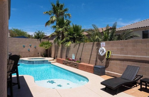 Paradise Hills House | Clean Vegas area with HEATED salt pool & hot tub, PRIVATE Luxury 5 Star Reviews