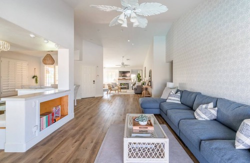 Indian Wells House | Coastal Chic 3 Bdrm House w/Brand New SALTWATER Pool - Walk to Tennis Garden