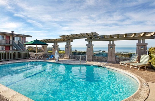 San Simeon Hotel | Coastal Stay Along Highway 101 | Beach Retreat w/Heated Pools
