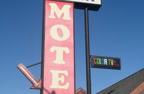 Los Angeles Hotel | Colony Motel