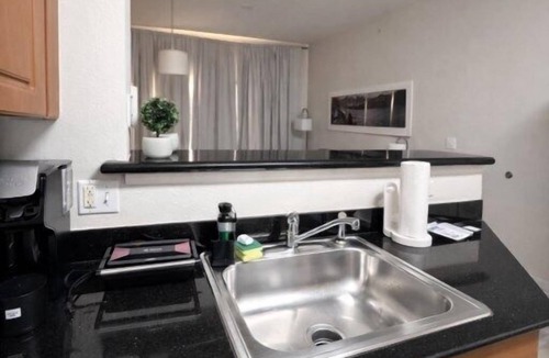 Florida Center House | Comfort & convenience 2BR Near Universal