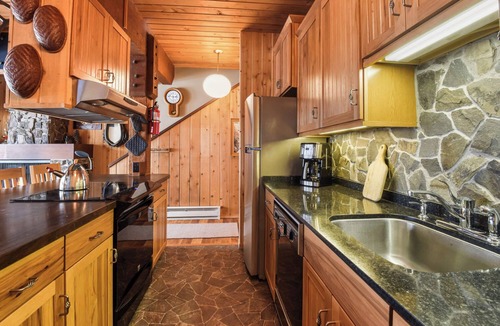 Olympic Valley House | Comfy Alpine Meadows | Endless fun