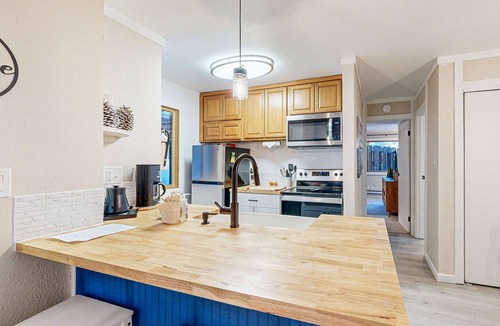 Tahoya Shores Condo | Condo with private beach, pool access, fireplace, WiFi, and nearby amenities