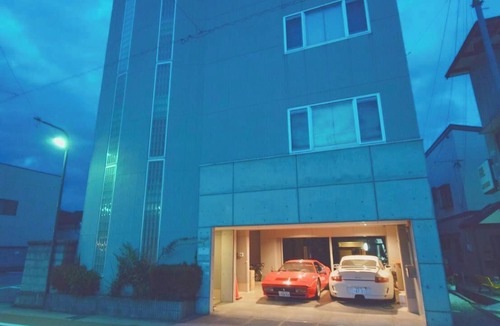 Hida Takayama Onsen House | Conveniently located near the Yayoi Bridge over the Miyagawa River that flows through Hida Takayama City, this accommodation is based on the concept of "comfort. Delicious catering, sightseeing cabs and out-of-prefecture transportation cab arrangements ar