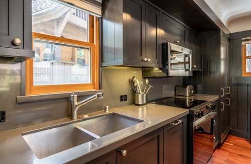 Homewood House | Cottage w/Beach Access Near Homewood