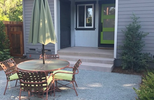 Sonoma Cottage | Country Setting with Private Hot Tub!