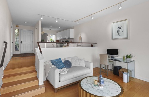 Tamalpais-Homestead Valley Condo | Cozy 1-bedroom Mountain View condo in Sausalito / SF - 15 Min