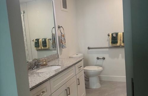 Northwest Orlando Apartment | Cozy 2-bedroom apartment with AC in fantastic Orlando