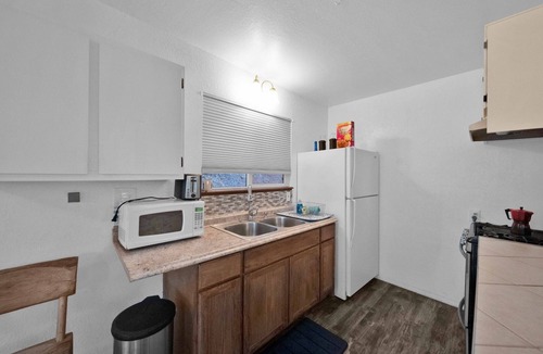 Trinity County Cabin | Cozy 3-bedroom cabin in beautiful Trinity Center with WiFi, AC