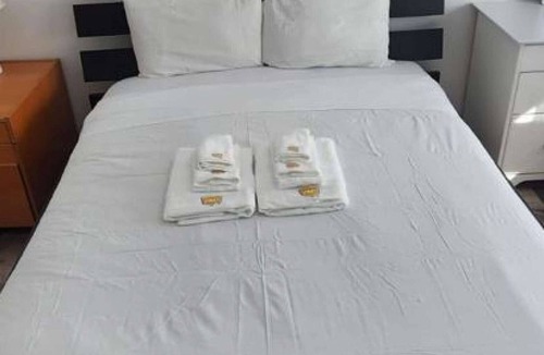St. Francis Apartment | Cozy and Affordable Private room near SFO (SA)