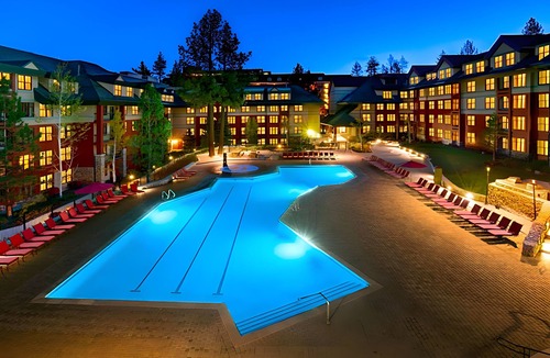 South Lake Tahoe Resort | Cozy and Enchanting 2-bedroom Resort in Picturesque South Lake Tahoe.