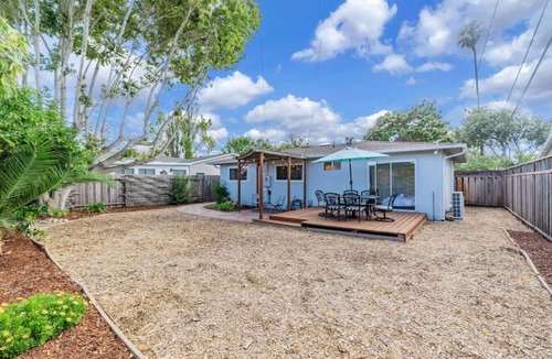 Santa Clara House | Cozy, central Santa Clara escape
