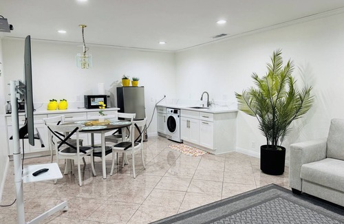 Westminster Apartment | Cozy fully furnished 1-bedroom studio in Westminster, Orange County