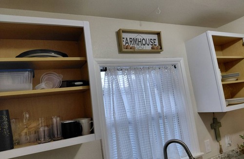 Lancaster House | Cozy fully furnished 1-bedroom house in beautiful Lancaster