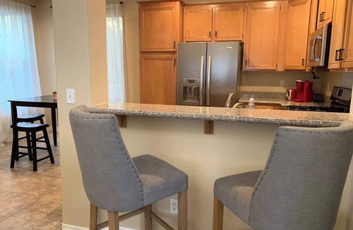Silverado Ranch House | Cozy Getaway w/Vaulted ceilings -6 miles to strip
