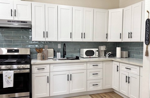 Hanford Apartment | Cozy Historic Hanford Hideaway 1BR/1BA w/Laundry