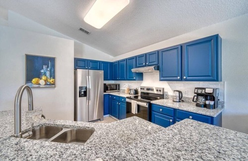 Cumbrian Lakes Villa | Cumbrian Dream: 4BR Pool Home Near Disney & Orlando Attractions