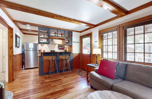 Carnelian Bay Cabin | Cute cabin with spacious porch, walk to beach & dining, central to ski resorts