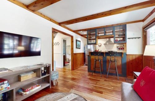 Carnelian Bay House | Cute cabin with spacious porch walk to beach & dining central to ski resorts