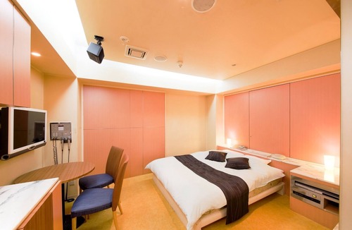 Uehonmachi Hotel | Deluxe King Room/Osaka Ōsaka