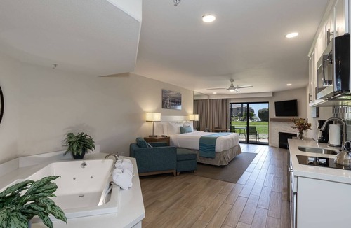 Rio del Mar Apartment | Deluxe Spa Suite-Ocean View-Allergy Friendly!
