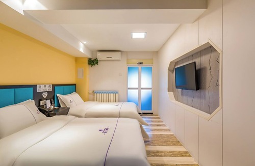 Chaoyang Hotel | Dequan Railway Station Hotel