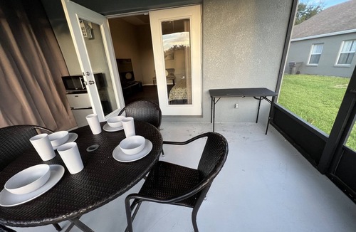 Tuscan Ridge Apartment | Disney Vacation Suite - Private Entrance Oasis - Davenport