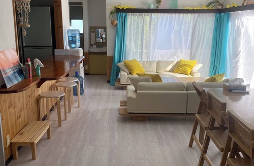 Yoron Villa | Dog-friendly tropical villa - private space with barbecue and starry sky (3-minute walk to the beach)
