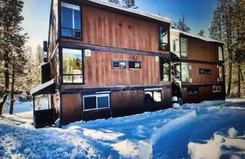 Norden Condo | Donner Summit Mountain Retreat/Walk to Boreal Ski Lodge or Boreal Lake