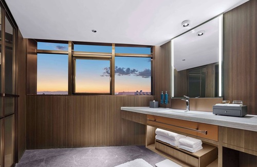 Jinsong Panjiayuan Hotel | Doubletree By Hilton Beijing East Third Ring Road