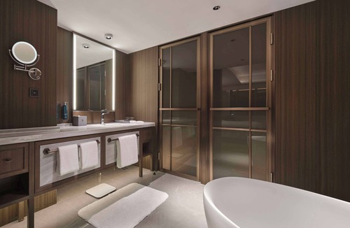 Jinsong Panjiayuan Hotel | Doubletree By Hilton Beijing East Third Ring Road