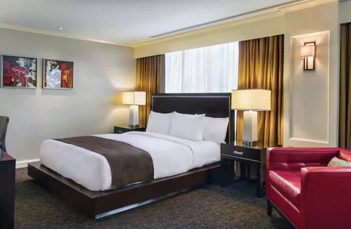 Little Tokyo Hotel | Downtown LA Getaway Near Museums, Music Venues & Dining Spots