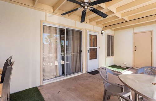 Laughlin House | Downtown Laughlin, Steps to the Casinos & River, Pet Friendly Monthly rental