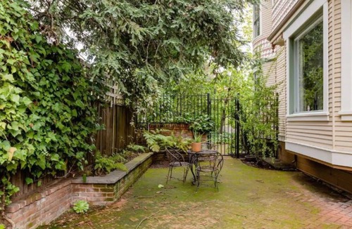 Santa Rosa House | Downtown Modern Historical Queen Anne Victorian - Bolton House