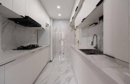Huangpu Apartment | Downtown Rare 3Bedroom, Yuyuan Garden within walkin distance