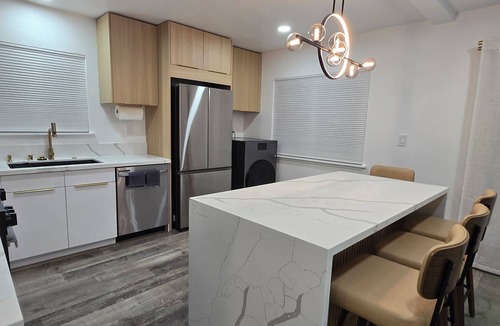 East Side Capistrano Apartment | Driftwood Dunes. Walk to Beach & Downtown! New Oceanside 2-BD Apartment.