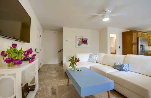 Beach Barber Tract House | Driftwood your perfect beach getaway!