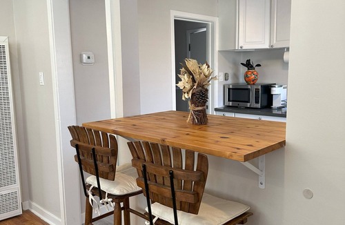 West University House | Elegant 1 bdrm house. Walk to casinos, only 1 blk from UNR