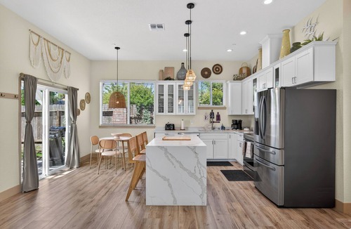 Citrus Heights House | Elegant Mediterranean 3BR Haven Citrus Heights