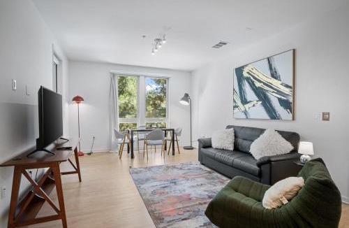 Lake Forest Apartment | Elegant New 2BR Luxury Home in Irvine