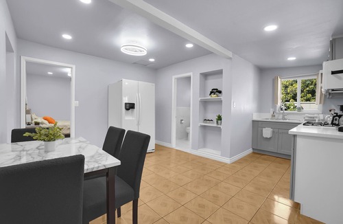 Los Angeles House | Enchanting 2 beds/2baths ADU in East LA by DTLA/CRYPTO