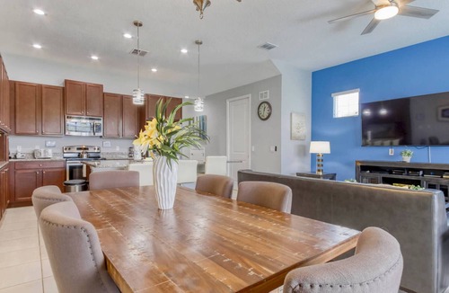 Davenport House | Enclave at Festival: Your Private Oasis of Luxury + Comfort - Davenport, Florida