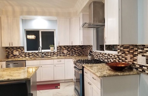 Midway City House | Entire Cozy Home with Enclosed Entertaining Patio Near Disneyland