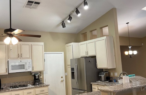 Sunrise Manor House | Entire Home In Las Vegas 3BDS/2BTH