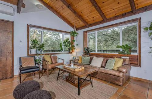 Three Rivers House | Entire Sequoia Cabin Compound l Walkable to the Park