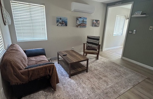 Junction City House | Escape to the heart of Trinity County and experience the beauty of Junction City