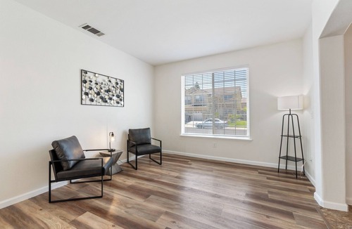 Elk Grove House | EV Fast Charger 5BD Amazing Home