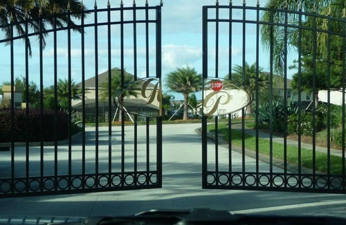 Highgate Park House | Everything Needed For A Great Holiday. Luxury/Gated 4 Bedroom,3 Bath,Near Disney